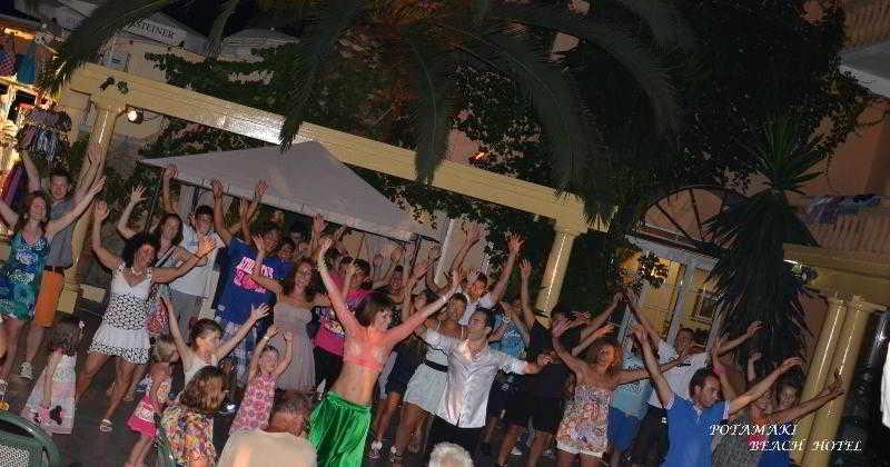 Potamaki Beach Hotel Benitses  Bagian luar foto
