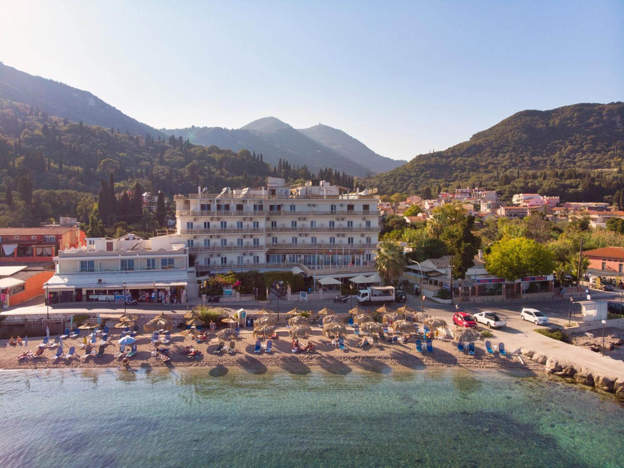 Potamaki Beach Hotel Benitses  Bagian luar foto