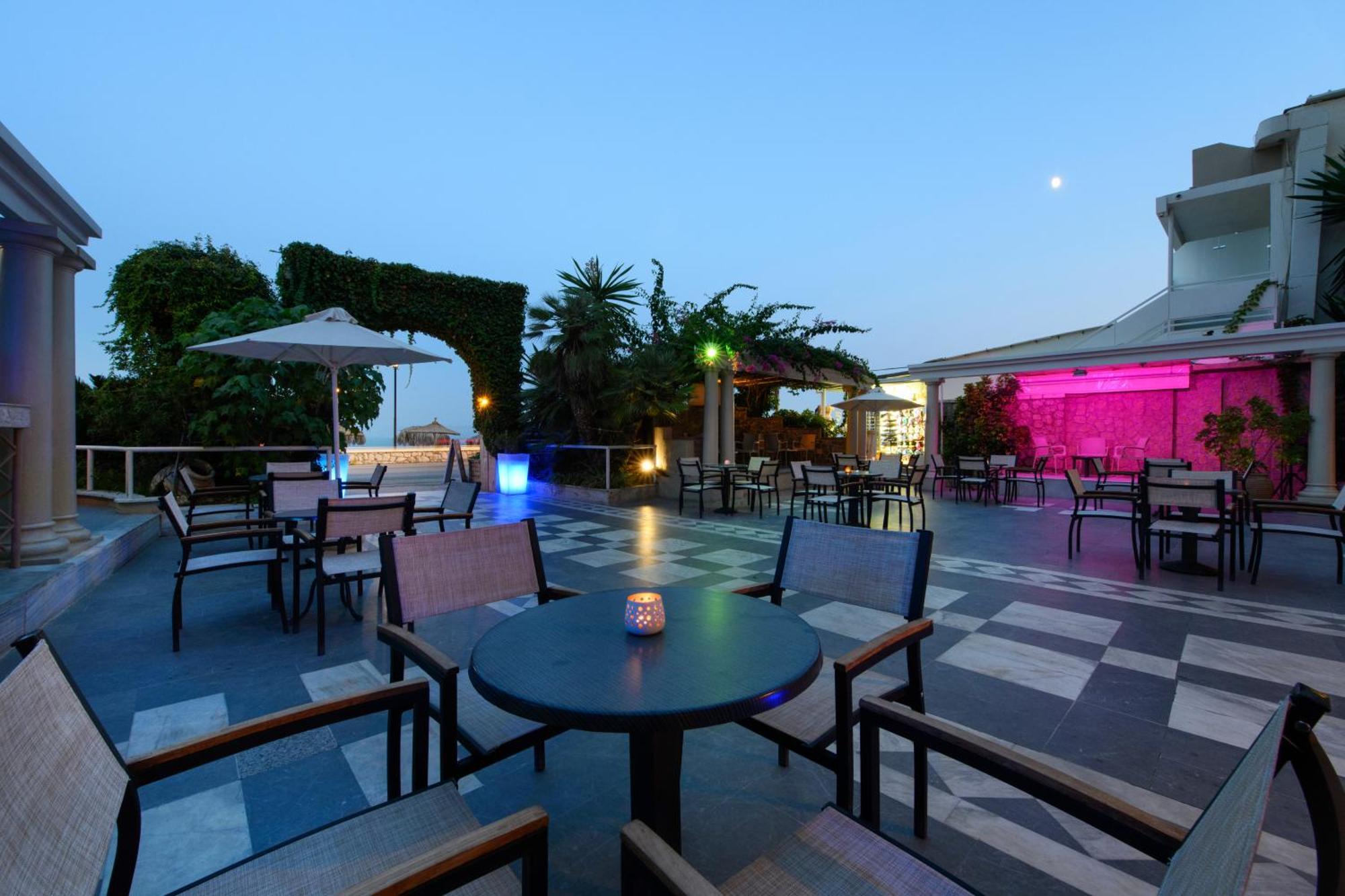 Potamaki Beach Hotel Benitses  Bagian luar foto