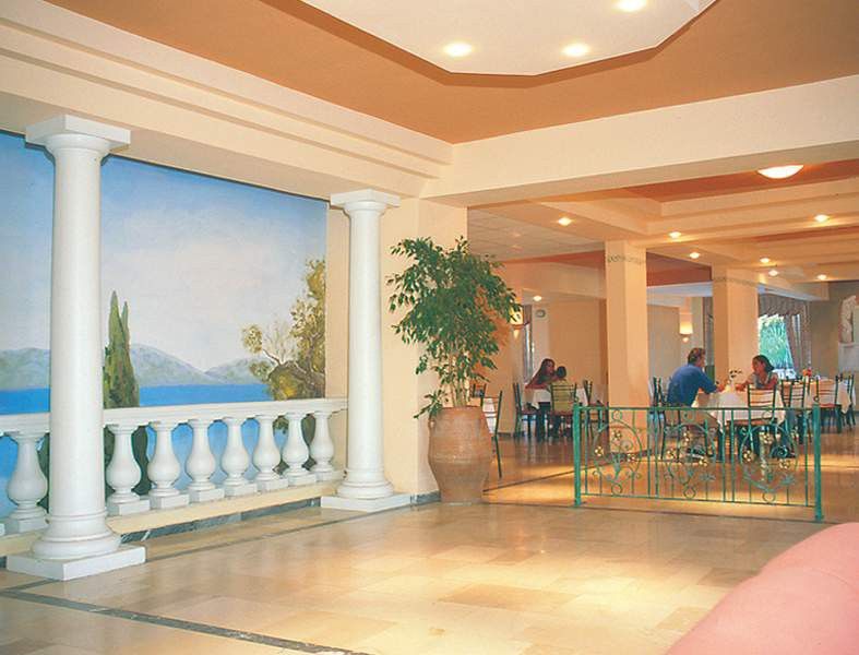 Potamaki Beach Hotel Benitses  Bagian luar foto