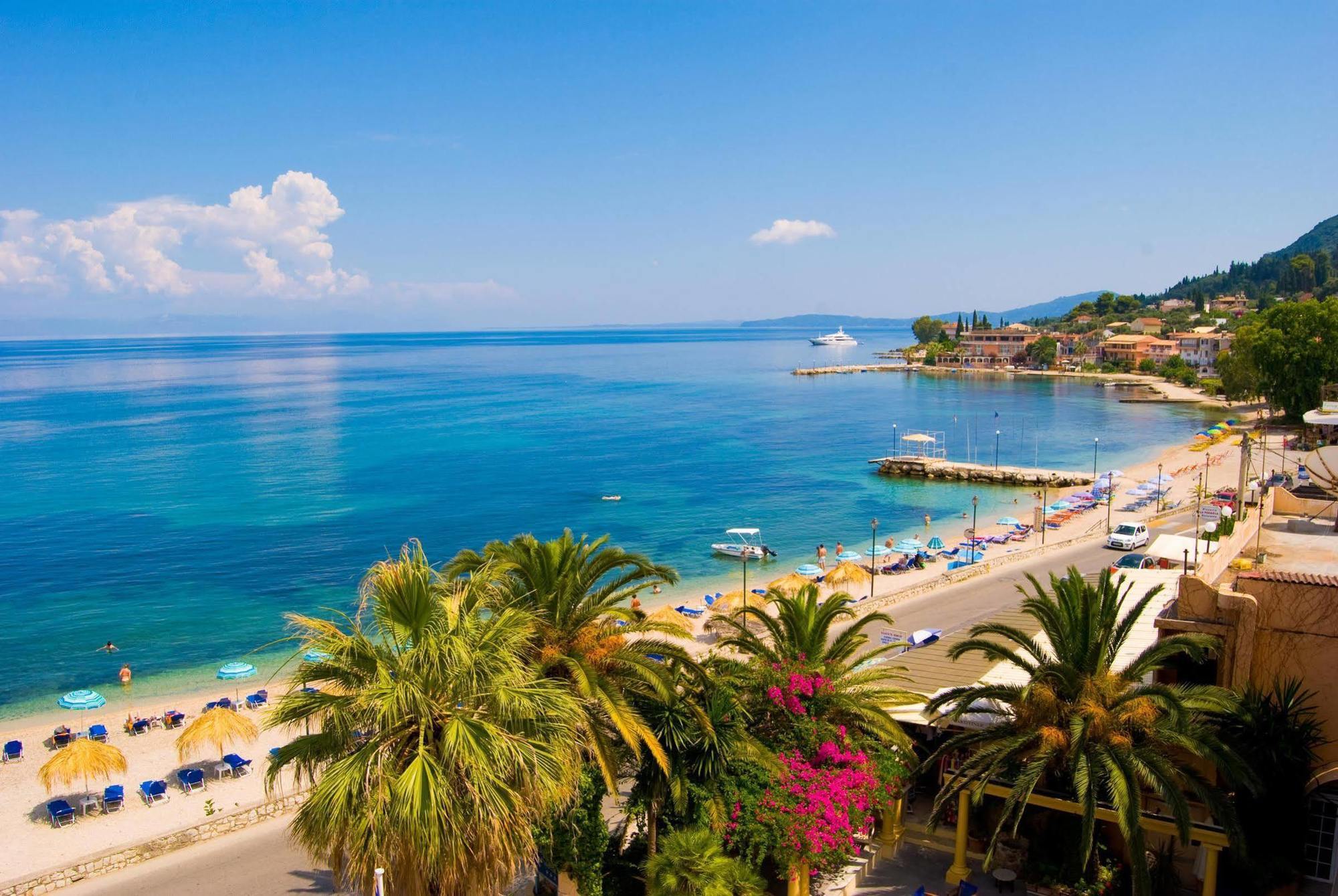 Potamaki Beach Hotel Benitses  Bagian luar foto